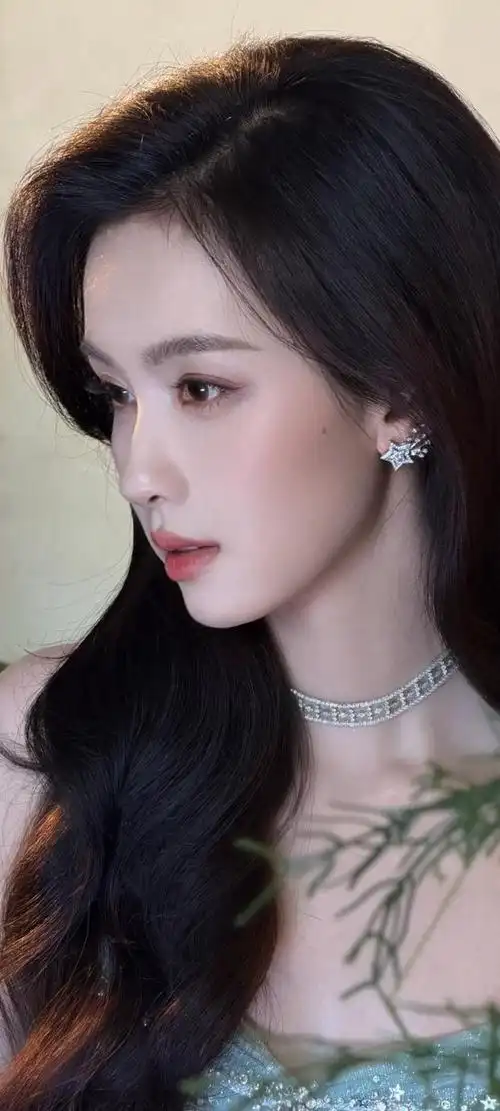韩国电影院线热播 暗夜赛博城邦